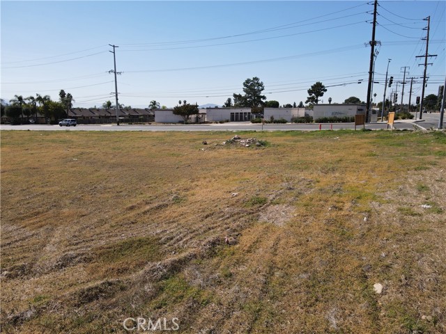 6909 Victoria Avenue, Highland, California 92346, ,Commercial Lease,For Rent,6909 Victoria Avenue,CRIV23198008