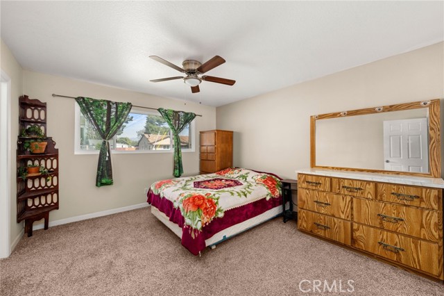 12610 Serrano Drive, Yucaipa CA: https://media.crmls.org/medias/da18b284-6cb8-49b9-96d9-6d99b7ec24e7.jpg
