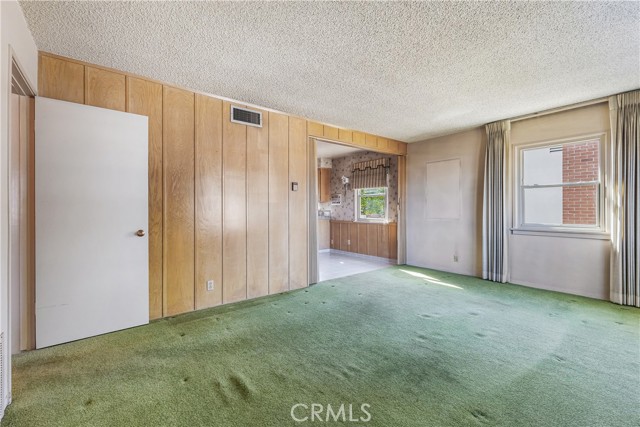 Detail Gallery Image 5 of 60 For 249 S Lincoln St, Burbank,  CA 91506 - 3 Beds | 2 Baths
