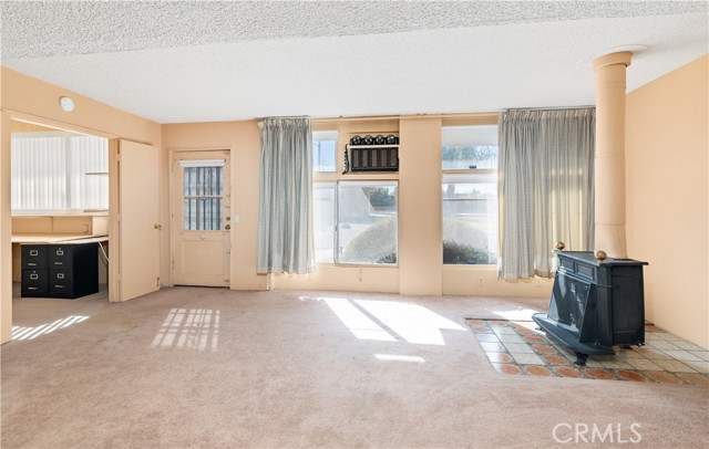 332 E 7th Street, San Jacinto CA: https://media.crmls.org/medias/da18fb5a-ee8f-4447-a387-31af15636d6f.jpg