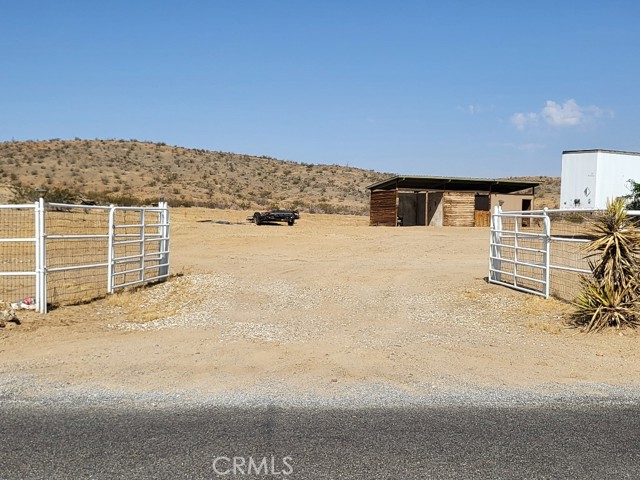 Detail Gallery Image 35 of 72 For 32500 Hinkley Rd, Barstow,  CA 92311 - 3 Beds | 2 Baths