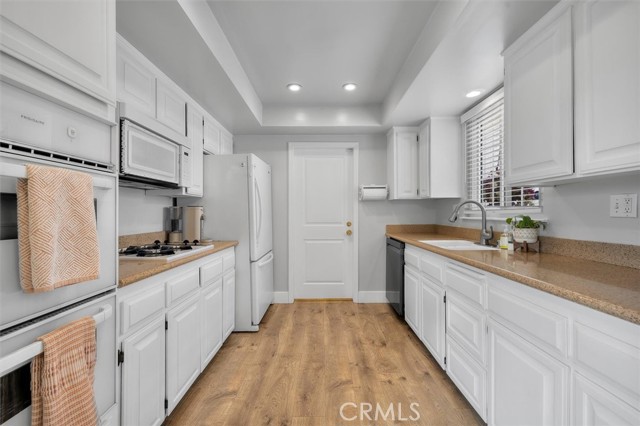 912 Millmark Grove Street, San Pedro CA: https://media.crmls.org/medias/da19f9ff-94ad-44f8-ba58-1cdbd630e19a.jpg