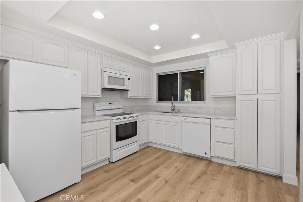 Da1a3eaa 605c 4585 Aa61 9246dbe7b1da