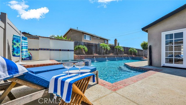 Detail Gallery Image 40 of 75 For 17452 Mayor Ln, Huntington Beach,  CA 92647 - 3 Beds | 2 Baths