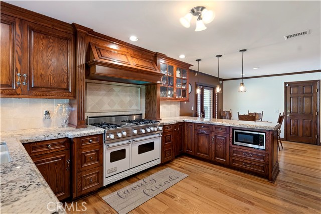 Detail Gallery Image 15 of 61 For 6565 Lorraine, Riverside,  CA 92506 - 3 Beds | 2 Baths