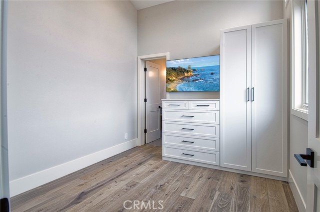 Detail Gallery Image 11 of 18 For 710 Avocado Ave #B,  Corona Del Mar,  CA 92625 - 3 Beds | 3/1 Baths