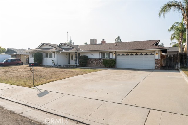 Detail Gallery Image 2 of 30 For 4225 Glencannon St, Bakersfield,  CA 93308 - 3 Beds | 2 Baths