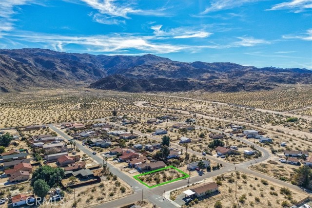 Image 4 of 19 For 71963 Cactus Drive