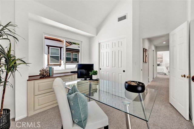 Detail Gallery Image 17 of 20 For 2569 Elden Ave #5,  Costa Mesa,  CA 92627 - 2 Beds | 2/1 Baths