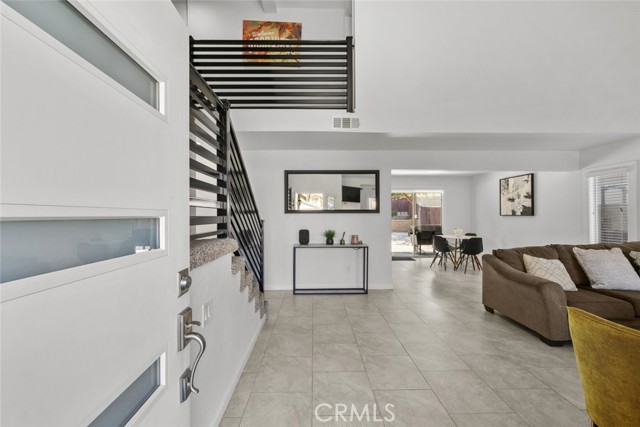 37310 Newbury Place, Palmdale CA: https://media.crmls.org/medias/da1dcbdb-a3b1-4e77-a494-6c78ac51b060.jpg