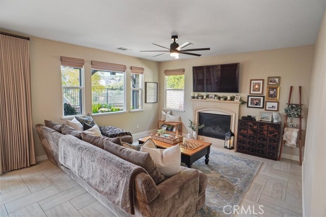 Detail Gallery Image 10 of 60 For 28115 Anvil Ct, Valencia,  CA 91354 - 6 Beds | 6 Baths