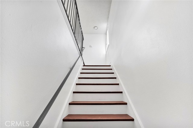 Detail Gallery Image 5 of 35 For 1216 S Cypress Ave #E,  Ontario,  CA 91762 - 2 Beds | 1/1 Baths