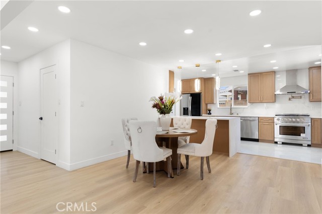 Detail Gallery Image 10 of 43 For 22703 Elm, Torrance,  CA 90505 - 4 Beds | 2 Baths