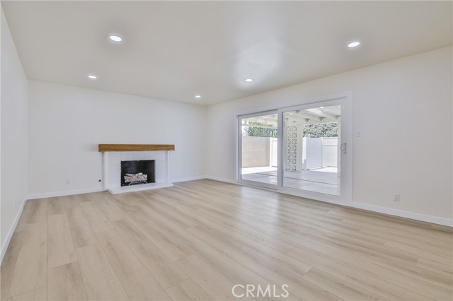511 Gwynwood Avenue, La Habra CA: https://media.crmls.org/medias/da1f8815-1841-4ba4-87eb-d99ad3de9530.jpg