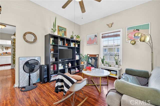 Detail Gallery Image 11 of 47 For 614 N Shelton, Santa Ana,  CA 92703 - 5 Beds | 2 Baths