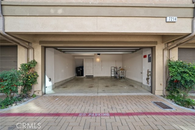 Detail Gallery Image 32 of 40 For 7214 N Chestnut, Van Nuys,  CA 91405 - 2 Beds | 3 Baths