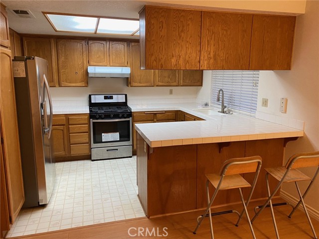 Detail Gallery Image 8 of 24 For 2300 Maple Ave #68,  Torrance,  CA 90503 - 3 Beds | 3 Baths