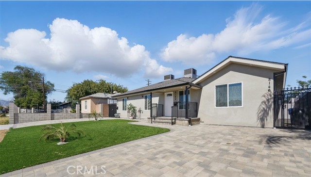 8142 Vantage Avenue, North Hollywood CA: https://media.crmls.org/medias/da20b912-20ef-4bbb-87c7-d6aa130a1e8c.jpg