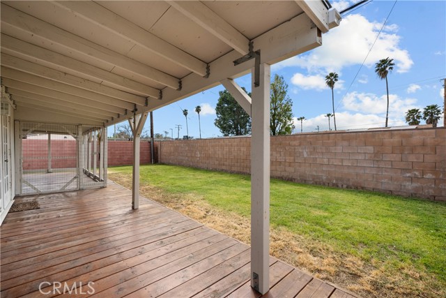 Detail Gallery Image 24 of 27 For 27509 Esterbrook Ave, Canyon Country,  CA 91351 - 3 Beds | 2 Baths