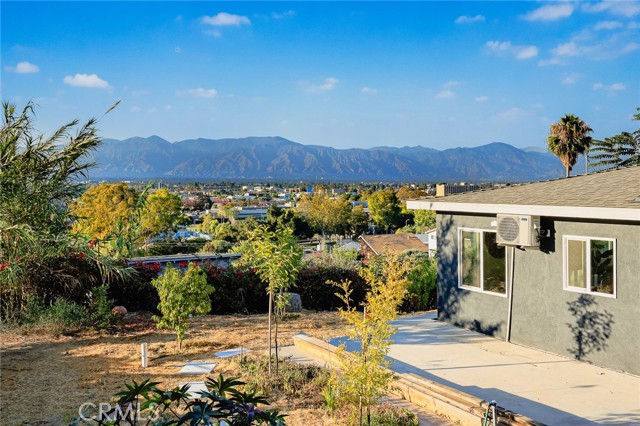 Detail Gallery Image 17 of 23 For 304 W Graves Ave, Monterey Park,  CA 91754 - 2 Beds | 1/1 Baths