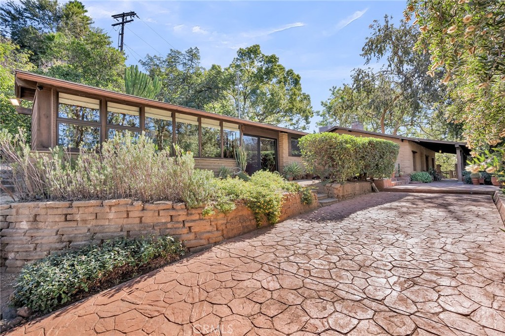 MLS #IV25260007 image #7