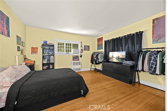 1156 Steuben Street, Pasadena CA: https://media.crmls.org/medias/da224f27-137c-4be2-8f36-38f442d1be78.jpg