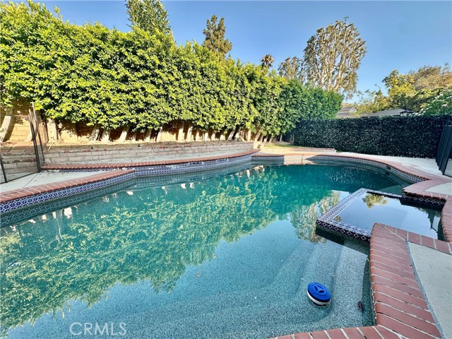 Detail Gallery Image 53 of 56 For 10760 Des Moines Ave, Porter Ranch,  CA 91326 - 3 Beds | 2/1 Baths