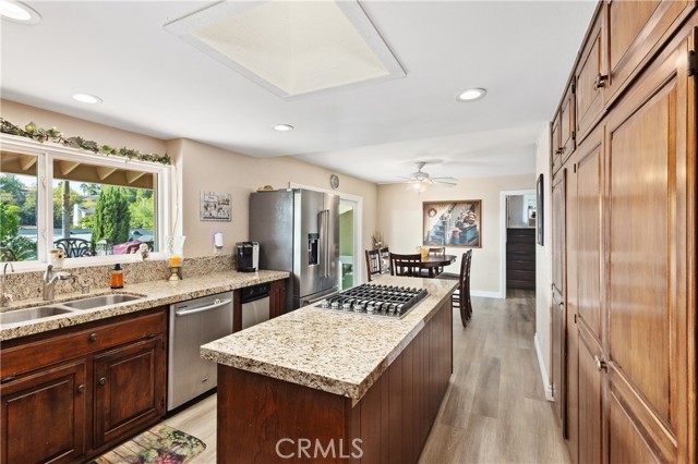 Detail Gallery Image 13 of 40 For 1481 Kensington Dr, Fullerton,  CA 92831 - 5 Beds | 4 Baths