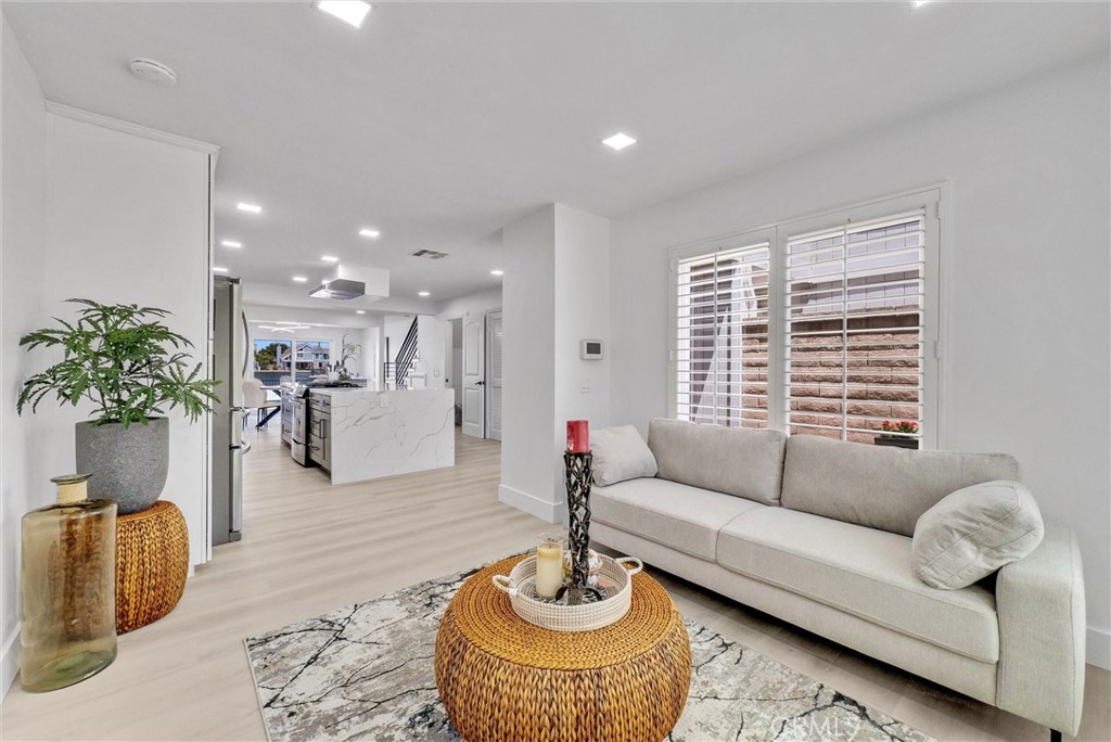 MLS #OC25267868 image #28