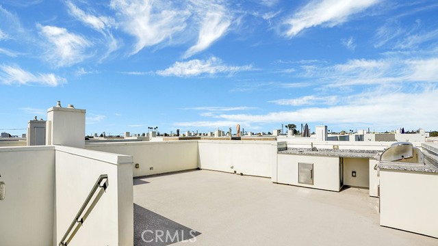 Detail Gallery Image 32 of 45 For 41 Ebb Tide, Newport Beach,  CA 92663 - 4 Beds | 3/1 Baths