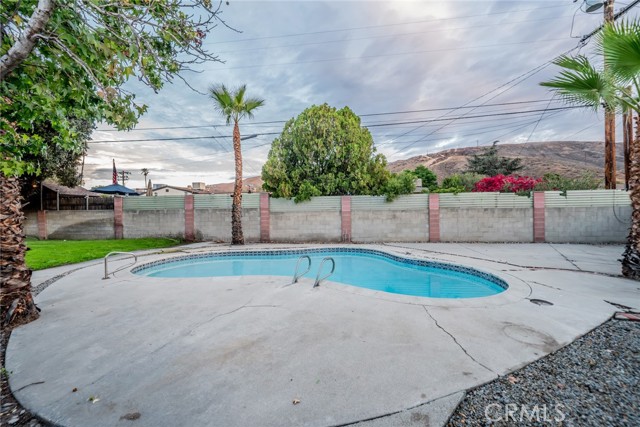 Detail Gallery Image 23 of 32 For 1408 Bussey St, San Bernardino,  CA 92405 - 5 Beds | 2 Baths