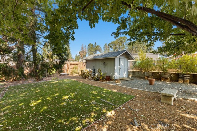1585 Gate Lane, Paradise CA: https://media.crmls.org/medias/da265e5c-85b6-40fa-a893-ae8f895bb950.jpg