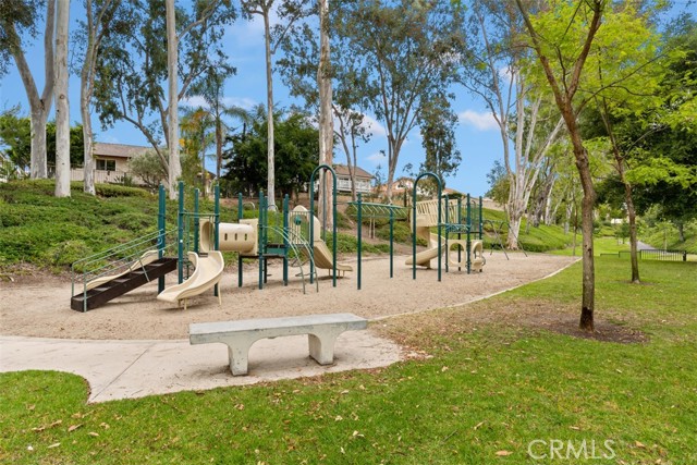 Detail Gallery Image 20 of 25 For 21081 Paseo Verdura, Lake Forest,  CA 92630 - 4 Beds | 3 Baths