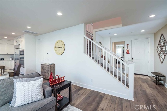 Detail Gallery Image 31 of 57 For 1232 E Providence, Placentia,  CA 92870 - 4 Beds | 4 Baths