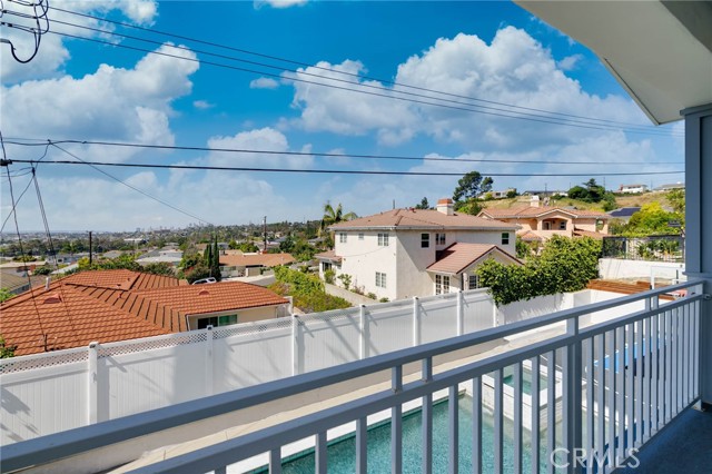 Detail Gallery Image 32 of 41 For 1365 Lightview St, Monterey Park,  CA 91754 - 4 Beds | 3/1 Baths