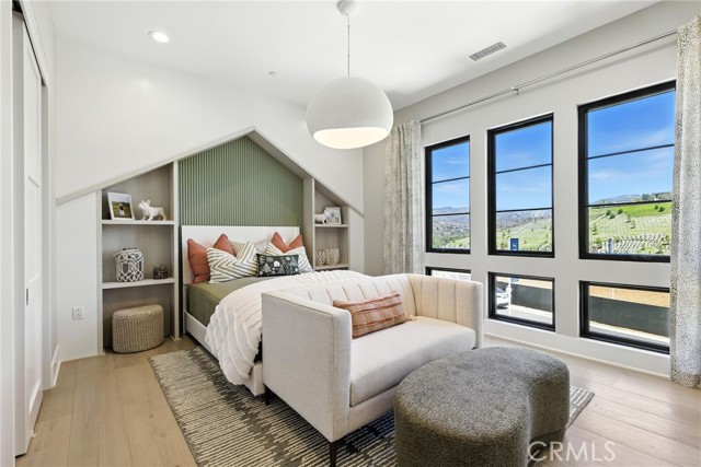 453 Promontory, Irvine CA: https://media.crmls.org/medias/da26a112-5133-4323-b8ee-5016029bb9d3.jpg