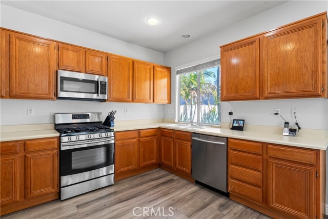 Detail Gallery Image 15 of 46 For 1456 Roadrunner, Corona,  CA 92881 - 3 Beds | 2/1 Baths