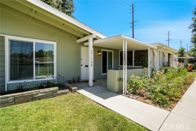 Detail Gallery Image 39 of 50 For 19118 Avenue of the Oaks #B,  Newhall,  CA 91321 - 2 Beds | 1 Baths