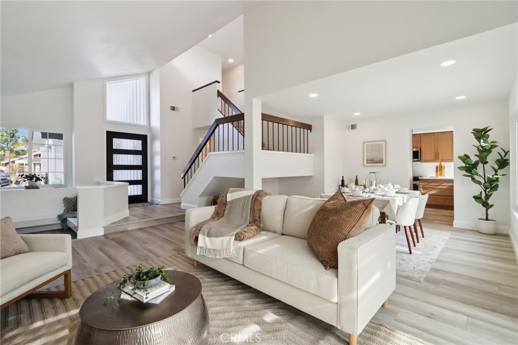 MLS #OC25272955 image #8