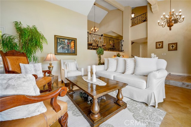 Detail Gallery Image 2 of 30 For 28111 via Rueda, San Juan Capistrano,  CA 92675 - 4 Beds | 2/1 Baths