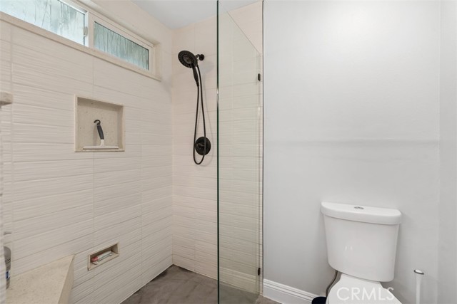 Detail Gallery Image 17 of 29 For 11139 Essex Ave, Montclair,  CA 91763 - 4 Beds | 2/1 Baths