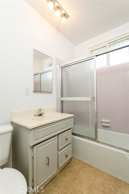 Detail Gallery Image 23 of 44 For 11014 Leolang, Sunland,  CA 91040 - 3 Beds | 1/1 Baths