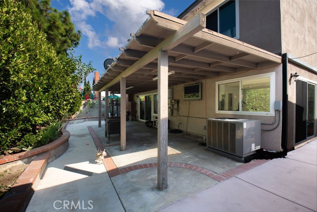 Detail Gallery Image 24 of 28 For 309 Juniper Ave, Santa Ana,  CA 92707 - 4 Beds | 2/1 Baths