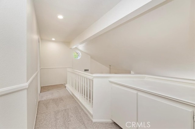 Detail Gallery Image 15 of 27 For 17640 Mountain Ct, Riverside,  CA 92503 - 3 Beds | 3 Baths