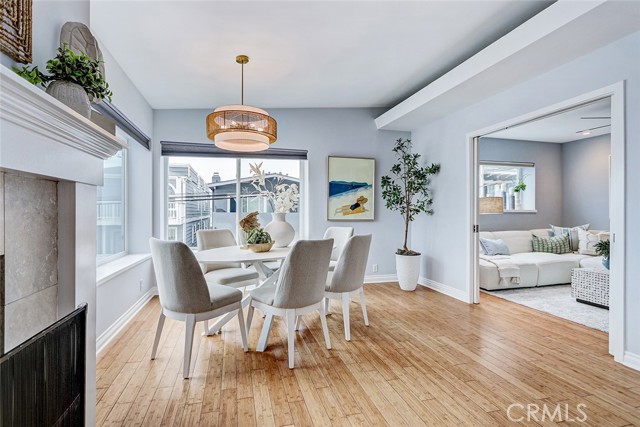 Detail Gallery Image 6 of 32 For 320 31 St, Manhattan Beach,  CA 90266 - 3 Beds | 2/1 Baths