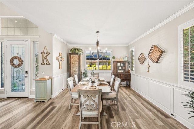 Detail Gallery Image 5 of 46 For 23799 Brookside Ct, Murrieta,  CA 92562 - 6 Beds | 3/1 Baths