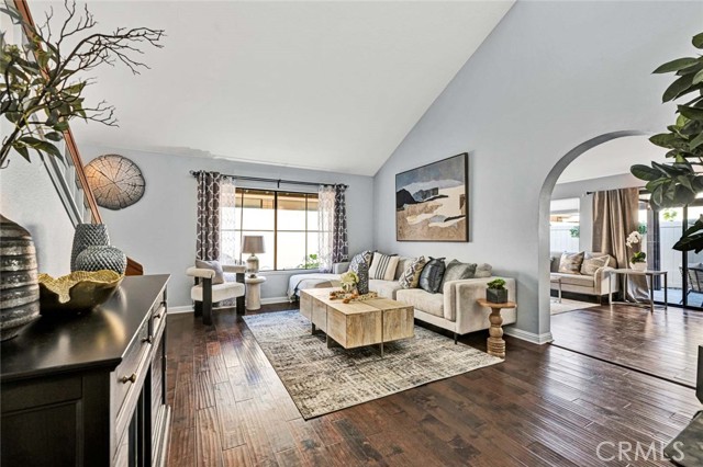 Detail Gallery Image 6 of 50 For 18124 Old Trail Ln, Fountain Valley,  CA 92708 - 3 Beds | 2/1 Baths