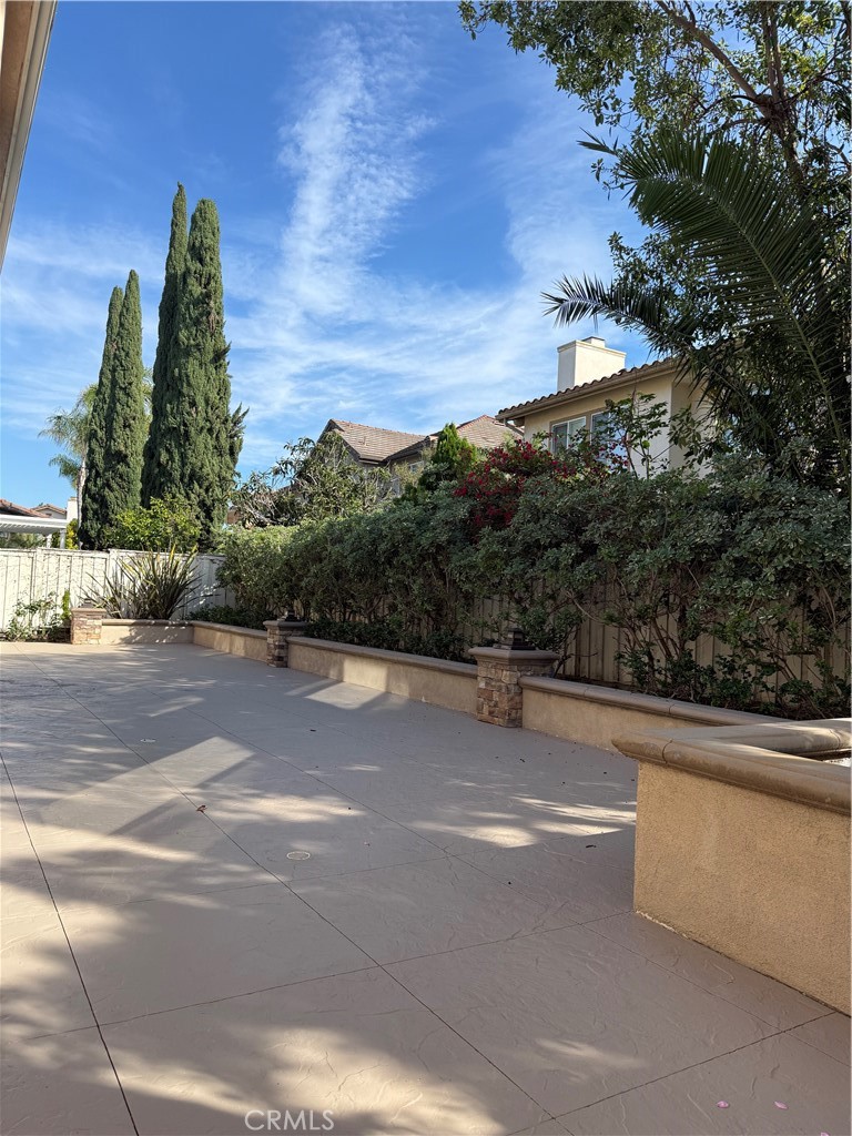 MLS #OC25275384 image #21