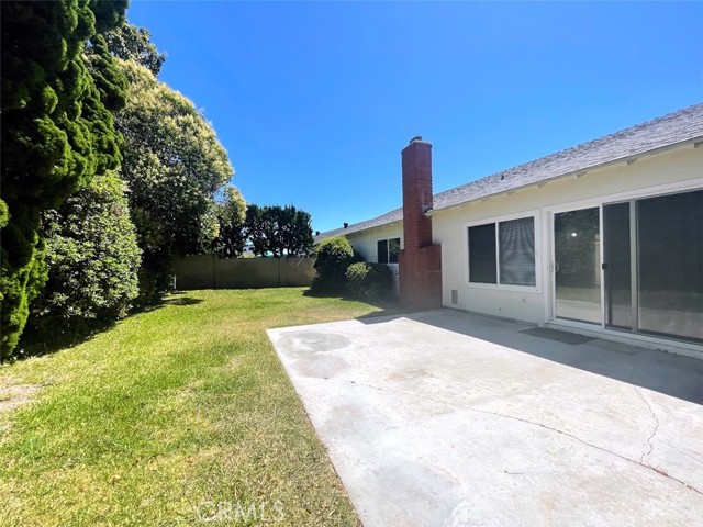 Detail Gallery Image 16 of 17 For 17182 Berlin Lane, Huntington Beach,  CA 92649 - 4 Beds | 2 Baths
