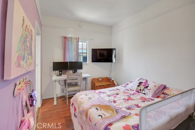 522 S Helena Street, Anaheim CA: https://media.crmls.org/medias/da2e8f73-e47b-4d61-bdbf-1ba05a7e9fb2.jpg